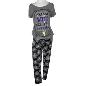 No Boundaries Black White Spider Web Leggings and Witch graphic tee size medium
